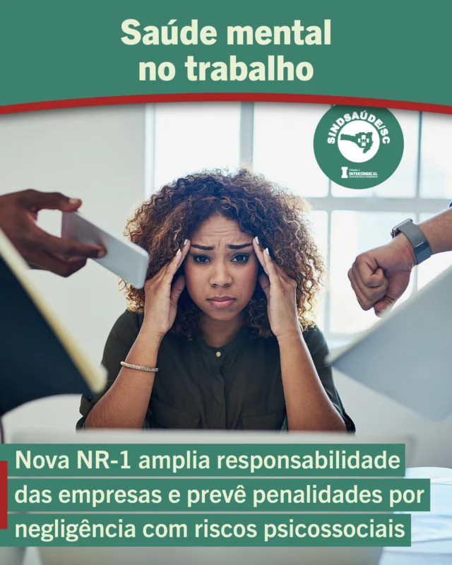 🧠 Saúde mental no trabalho...

A atualização da Norma Regulamentadora nº 1 (NR-1) entrou oficialmente em vigor nesta terça-feira (26). 

As novas regras ampliam a responsabilidade dos empregadores na prevenção do adoecimento relacionado ao trabalho, exigindo medidas concretas para reduzir ou eliminar riscos psicossociais nos ambientes laborais.

📌 Isso significa que situações como sobrecarga de trabalho, jornadas exaustivas, metas abusivas, assédio moral, pressão excessiva, conflitos interpessoais e outras situações que impactam a saúde mental devem ser identificados, avaliados e monitorados pelas empresas dentro do Programa de Gerenciamento de Riscos (PGR). 

O descumprimento da NR-1 pode gerar autuações, multas e outras sanções administrativas. Entre as irregularidades passíveis de penalização, estão a ausência de mapeamento dos riscos psicossociais, falhas no monitoramento contínuo e a adoção de medidas insuficientes para enfrentar os problemas identificados. 

🚨 A fiscalização poderá ocorrer mesmo sem denúncia formal. Auditores do trabalho poderão utilizar dados de afastamentos por transtornos mentais, estatísticas previdenciárias e histórico das empresas para definir inspeções, especialmente em setores com altos índices de adoecimento psicológico. 

🚩 Conheça seus direitos, denuncie irregularidades e fortaleça a mobilização coletiva!